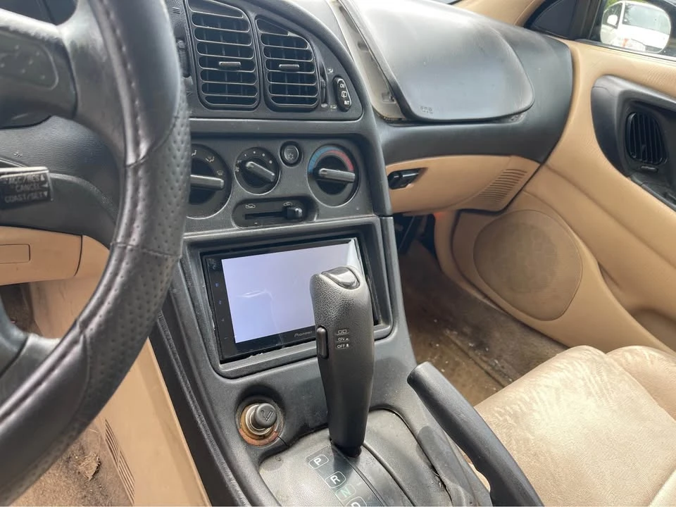 1997 Mitsubishi Eclipse 2nd Gen - Image 10 of 18