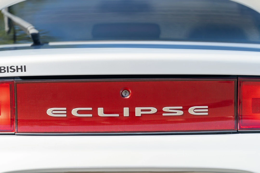 1997 Mitsubishi Eclipse 2nd Gen - Image 14 of 31