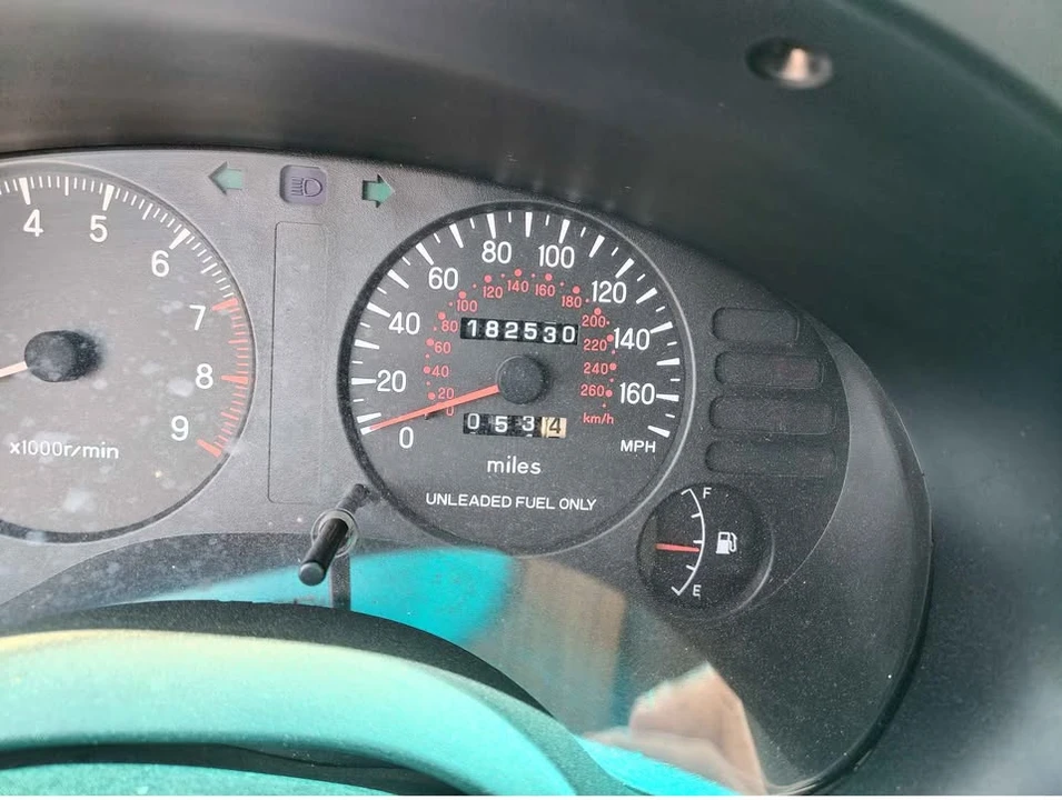 1997 Mitsubishi Eclipse 2nd Gen - Image 10 of 13