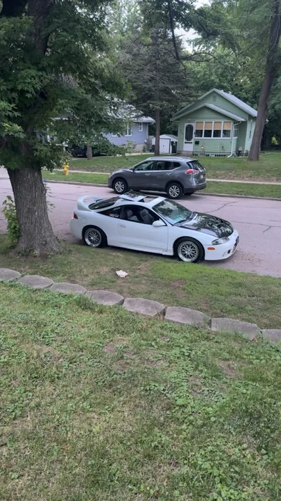 1997 Mitsubishi Eclipse 2nd Gen - Image 4 of 5