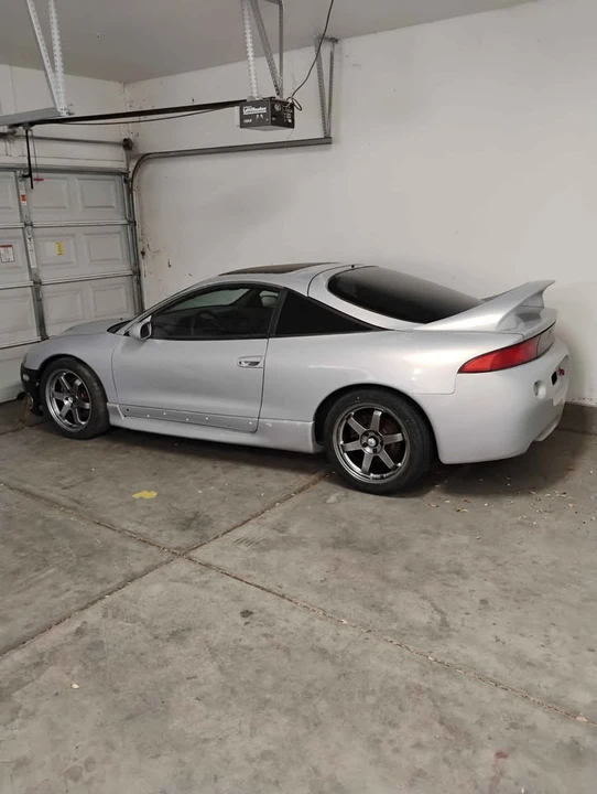 1997 Mitsubishi Eclipse 2nd Gen - Image 2 of 10