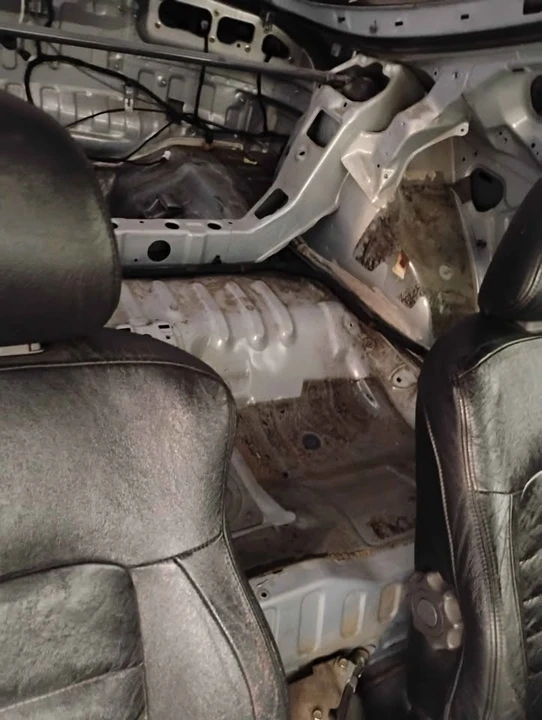 1997 Mitsubishi Eclipse 2nd Gen - Image 8 of 11