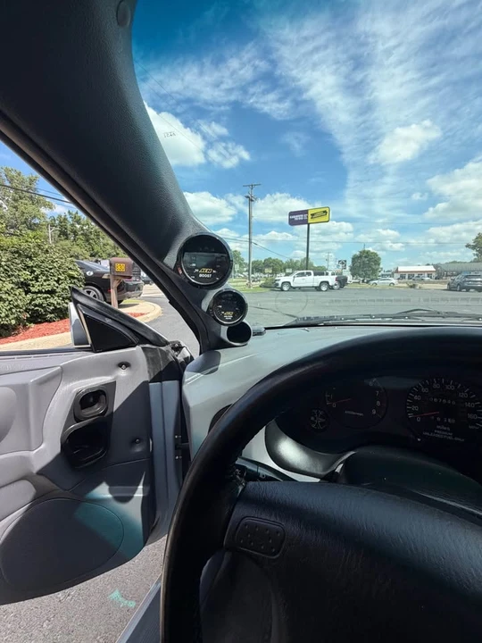 1997 Mitsubishi Eclipse 2nd Gen - Image 11 of 18