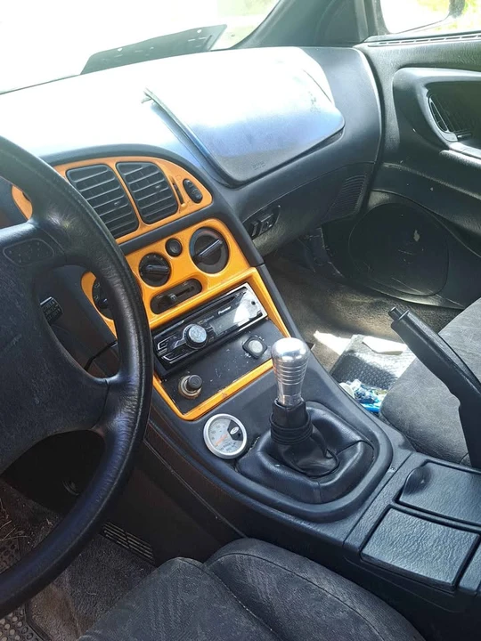 1997 Mitsubishi Eclipse 2nd Gen - Image 2 of 10