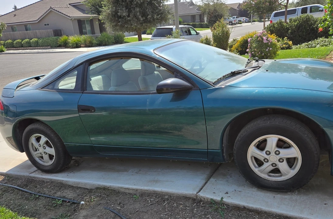 1997 Mitsubishi Eclipse 2nd Gen - Image 2 of 20