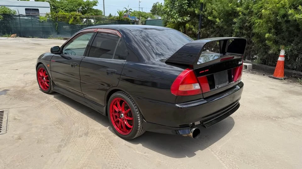 1997 Mitsubishi Lancer Evolution IV 6th Gen - Image 5 of 13