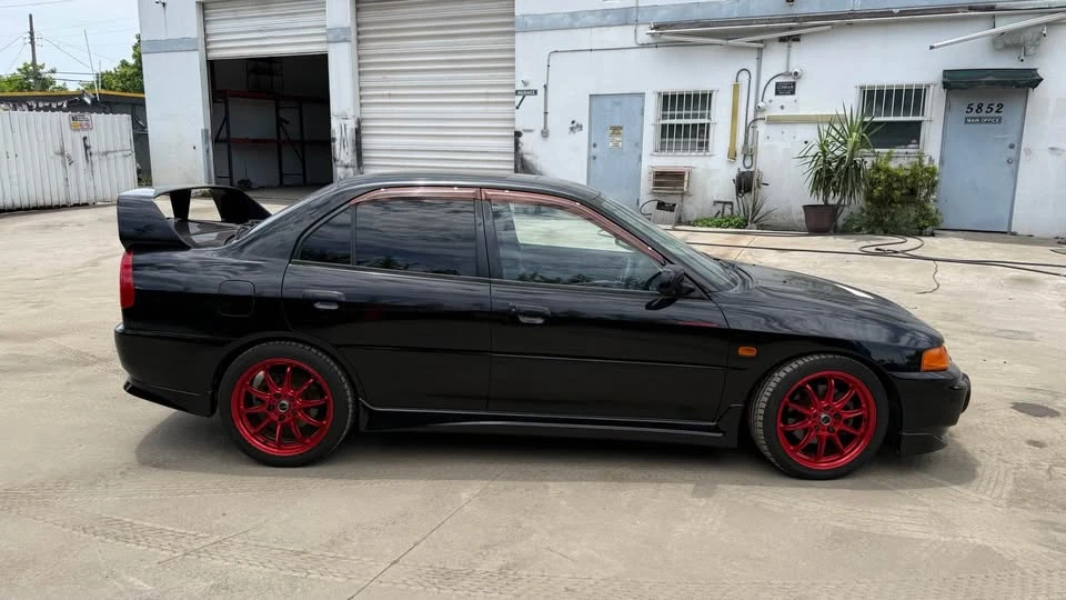 1997 Mitsubishi Lancer Evolution IV 6th Gen - Image 3 of 13