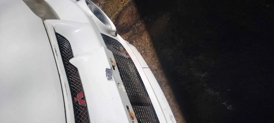 1997 Mitsubishi Lancer Evolution IV 6th Gen - Image 5 of 12