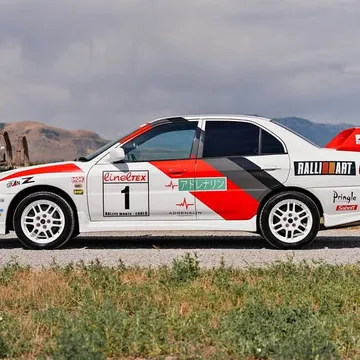 1997 Mitsubishi Lancer Evolution GSR Sedan 4D