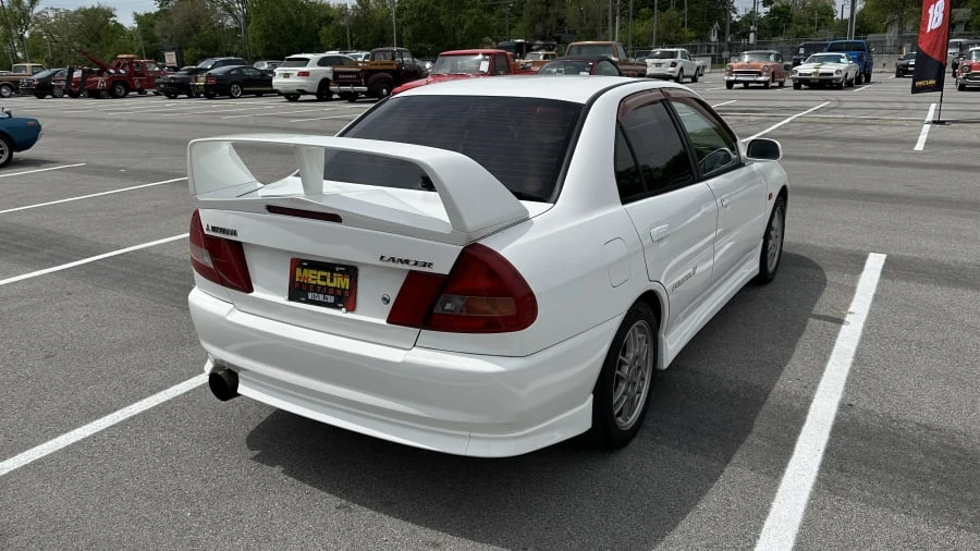 1997 Mitsubishi Lancer Evolution IV 6th Gen - Image 2 of 4