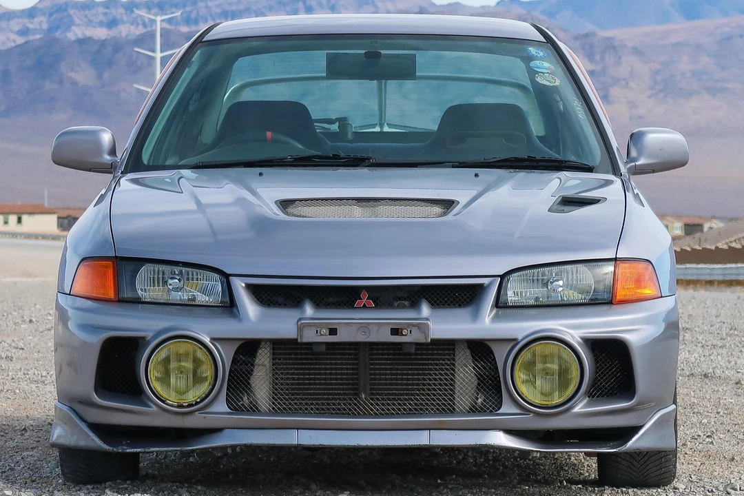 1997 Mitsubishi Lancer Evolution IV 6th Gen - Image 2 of 31