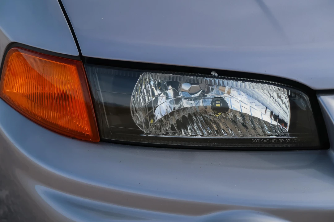 1997 Mitsubishi Lancer Evolution IV 6th Gen - Image 12 of 31