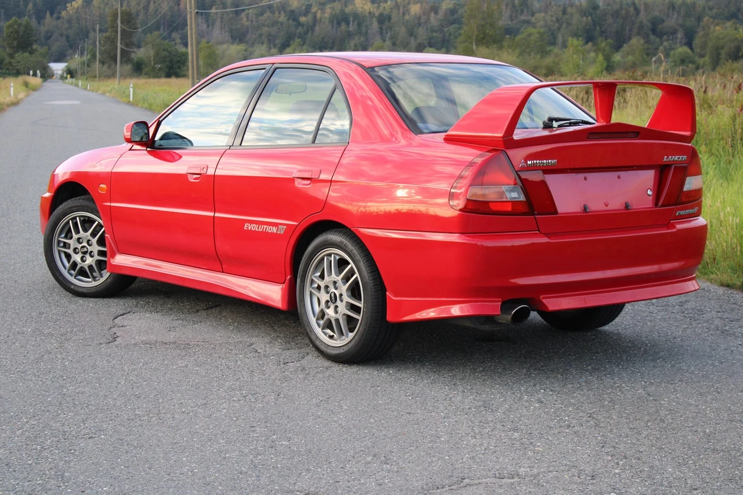 1997 Mitsubishi Lancer Evolution IV 6th Gen - Image 22 of 31