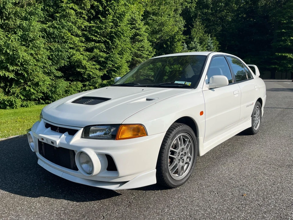 1997 Mitsubishi Lancer Evolution IV 6th Gen - Image 3 of 31