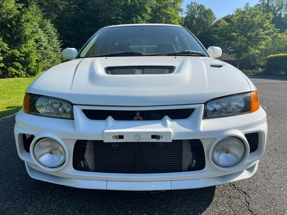 1997 Mitsubishi Lancer Evolution IV 6th Gen - Image 9 of 31
