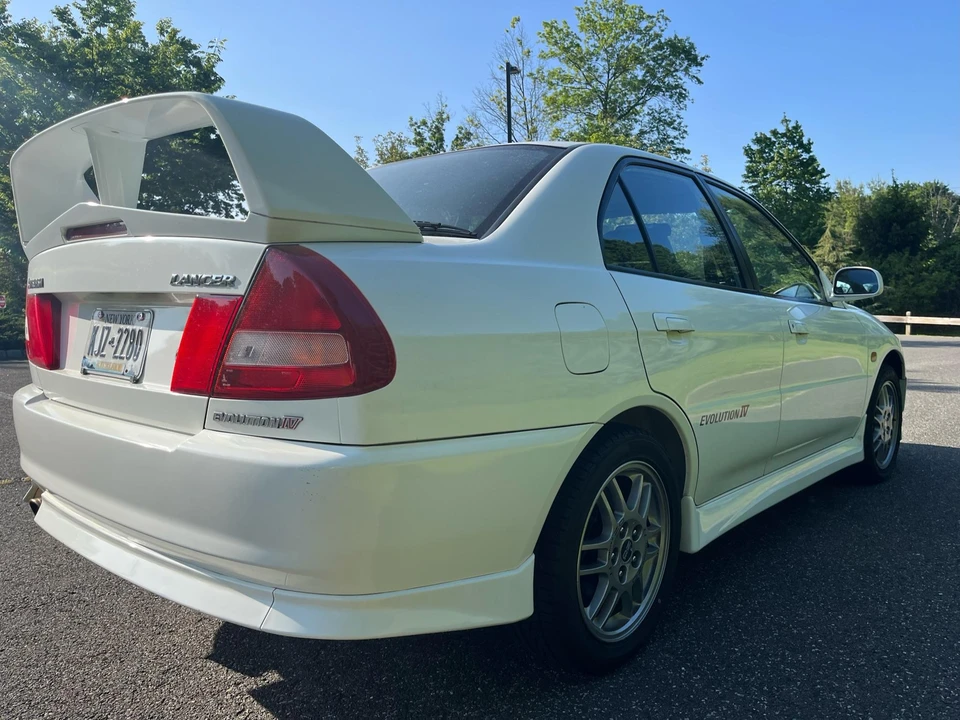 1997 Mitsubishi Lancer Evolution IV 6th Gen - Image 16 of 31