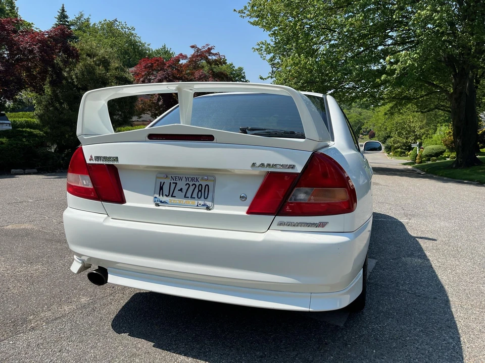 1997 Mitsubishi Lancer Evolution IV 6th Gen - Image 19 of 31