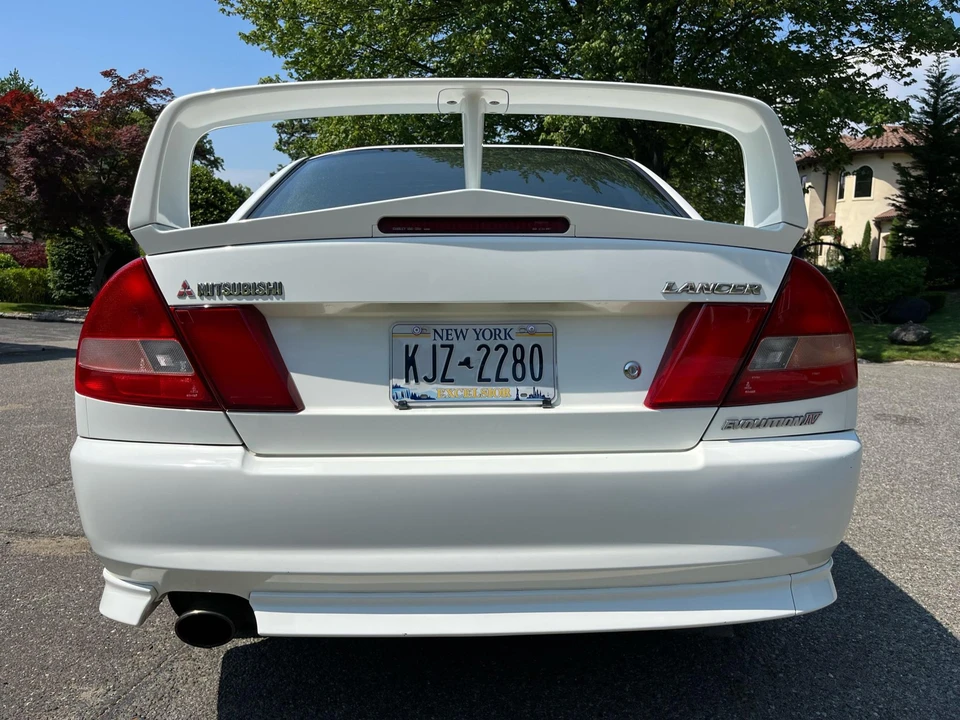 1997 Mitsubishi Lancer Evolution IV 6th Gen - Image 20 of 31