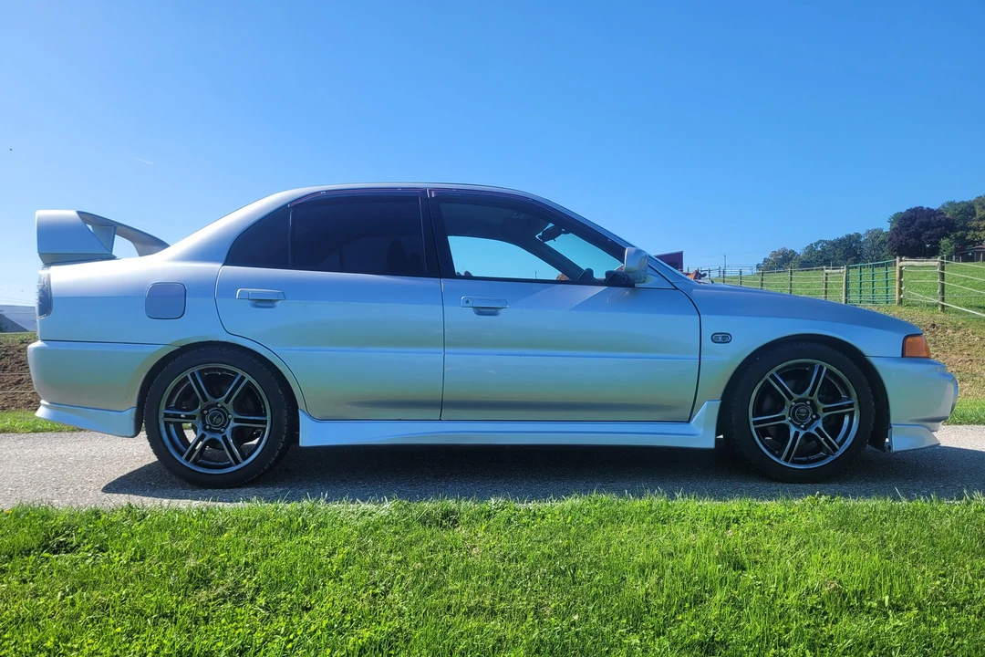 1997 Mitsubishi Lancer Evolution IV 6th Gen - Image 3 of 31