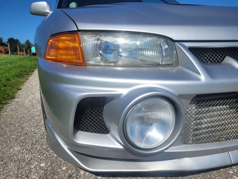 1997 Mitsubishi Lancer Evolution IV 6th Gen - Image 11 of 31