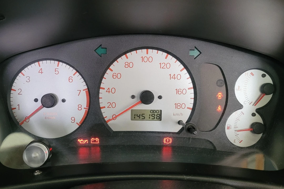 1997 Mitsubishi Lancer Evolution IV 6th Gen - Image 27 of 31