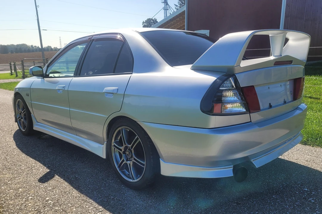 1997 Mitsubishi Lancer Evolution IV 6th Gen - Image 4 of 31