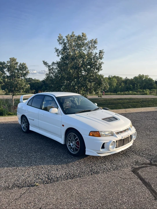 1997 Mitsubishi Lancer Evolution IV 6th Gen - Image 7 of 31