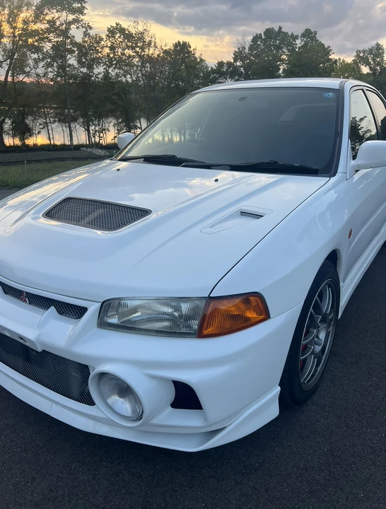 1997 Mitsubishi Lancer Evolution IV 6th Gen - Image 13 of 31