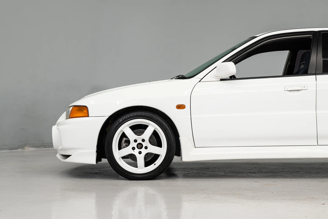 1997 Mitsubishi Lancer Evolution IV 6th Gen - Image 11 of 31