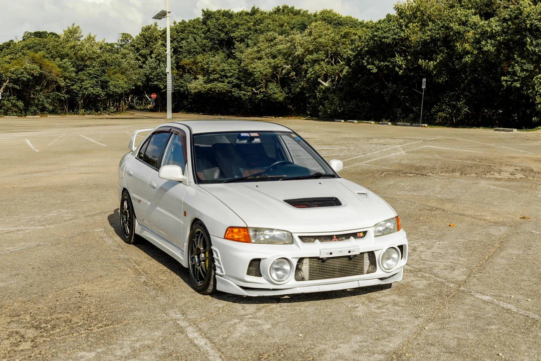 1997 Mitsubishi Lancer Evolution IV 6th Gen - Image 19 of 28