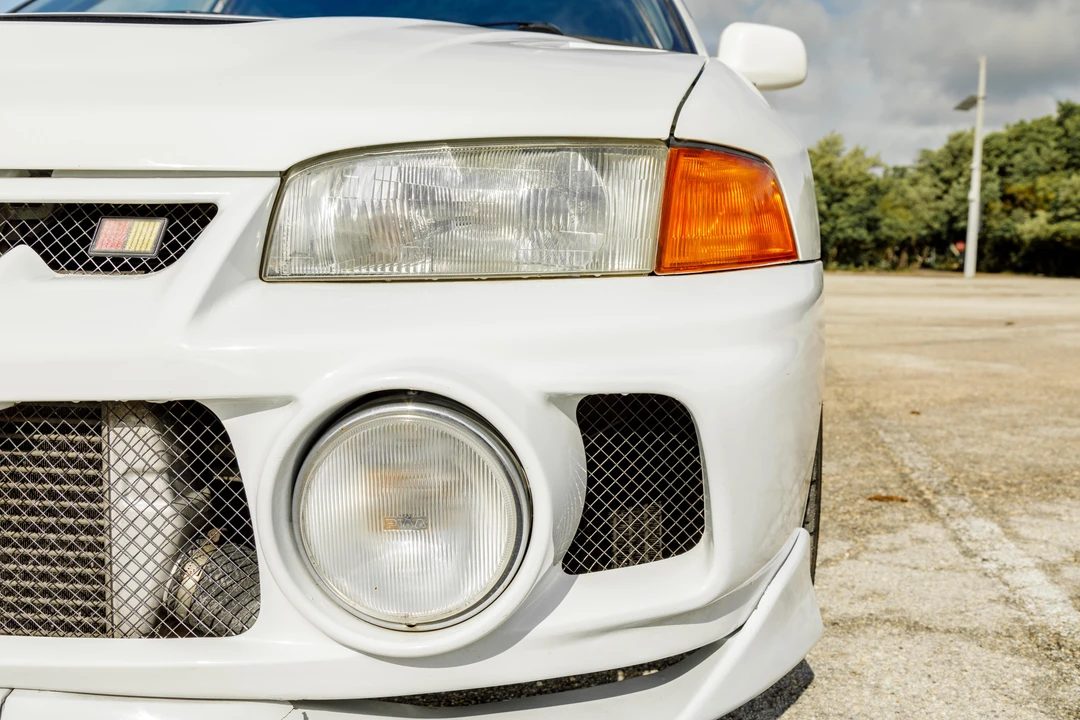 1997 Mitsubishi Lancer Evolution IV 6th Gen - Image 24 of 28