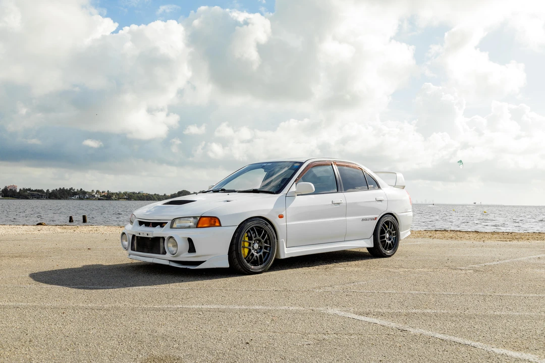 1997 Mitsubishi Lancer Evolution IV 6th Gen - Image 8 of 28