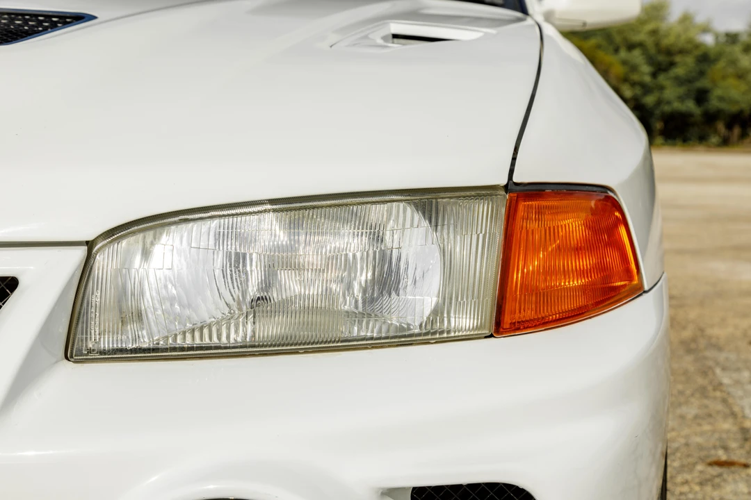 1997 Mitsubishi Lancer Evolution IV 6th Gen - Image 25 of 28