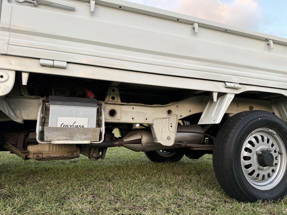 1997 Mitsubishi Minicab 5th Gen - Image 17 of 21