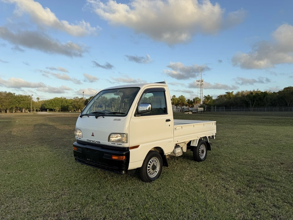 1997 Mitsubishi Minicab 5th Gen - Image 2 of 21