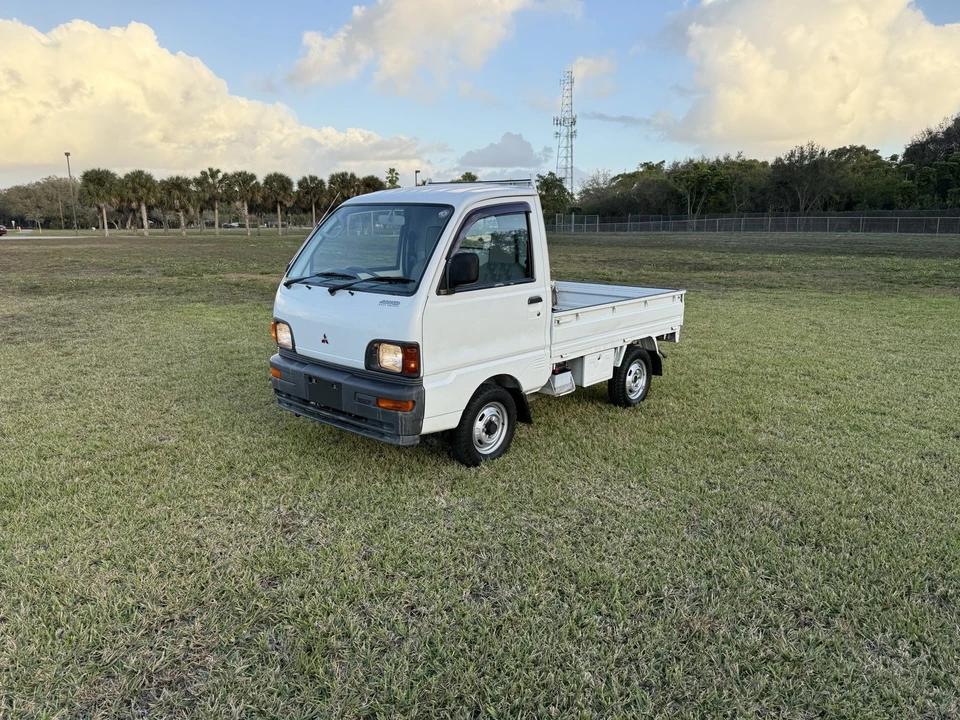 1997 Mitsubishi Minicab 5th Gen - Image 2 of 21
