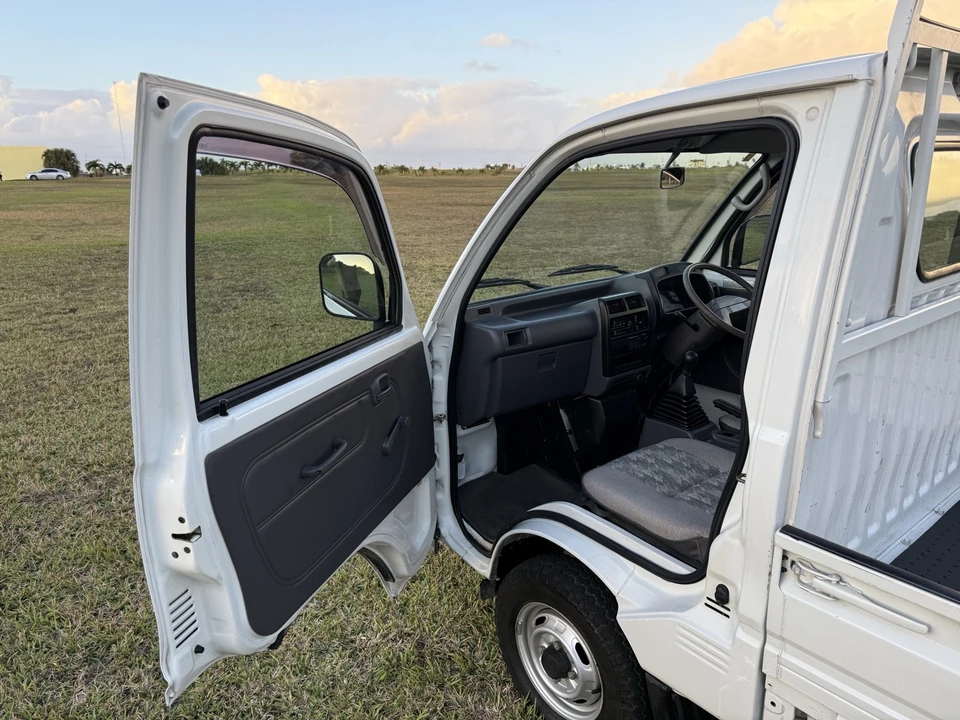 1997 Mitsubishi Minicab 5th Gen - Image 9 of 21