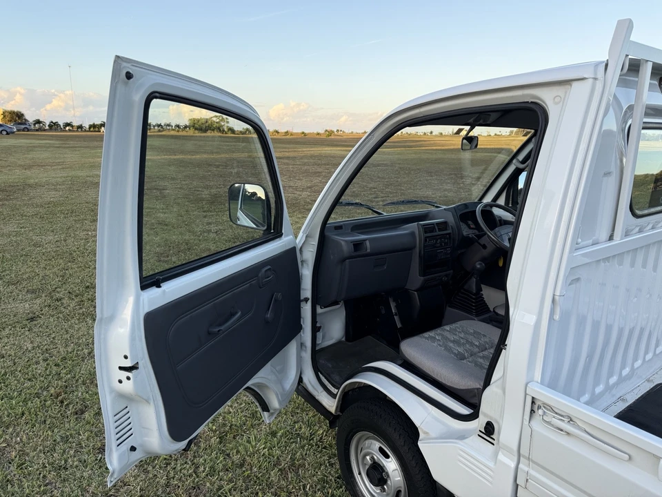 1997 Mitsubishi Minicab 5th Gen - Image 9 of 21