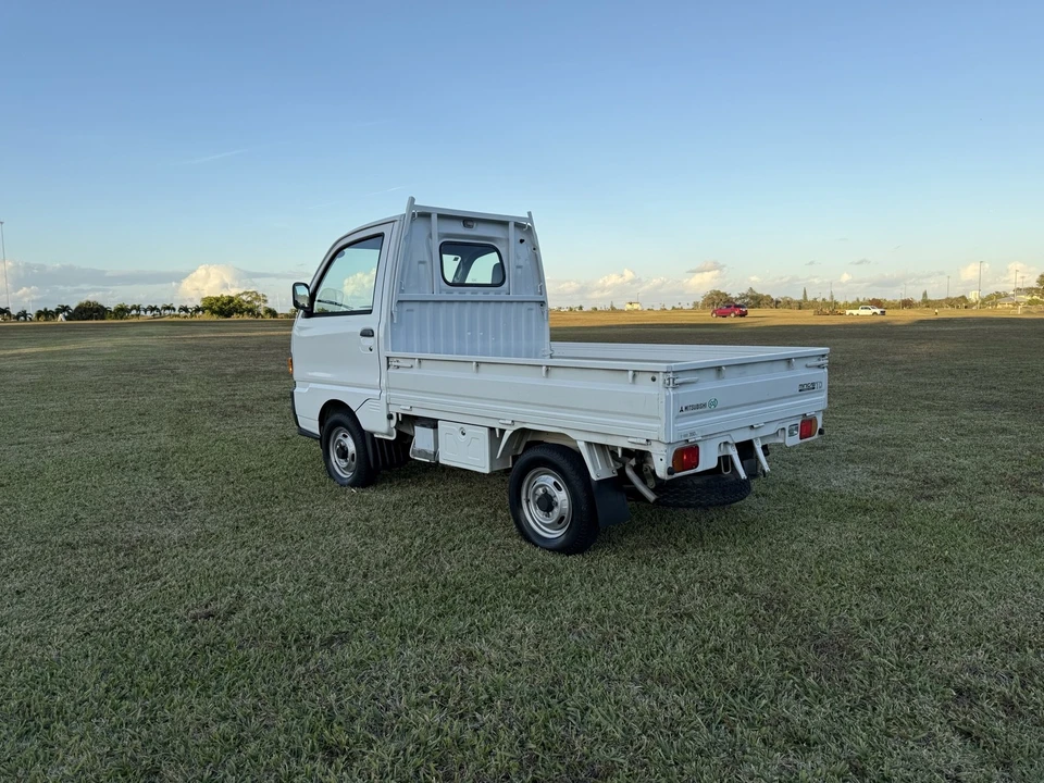 1997 Mitsubishi Minicab 5th Gen - Image 4 of 21