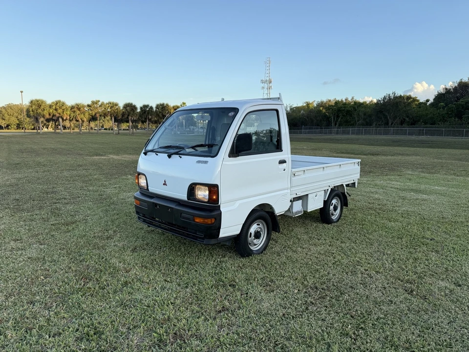 1997 Mitsubishi Minicab 5th Gen - Image 2 of 21