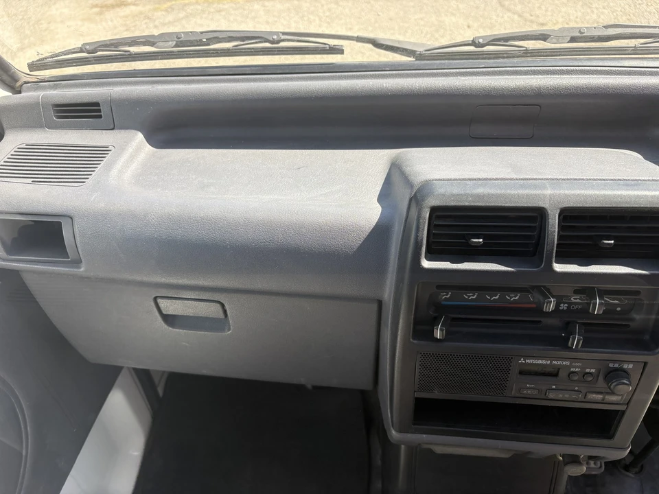 1997 Mitsubishi Minicab 5th Gen - Image 18 of 31