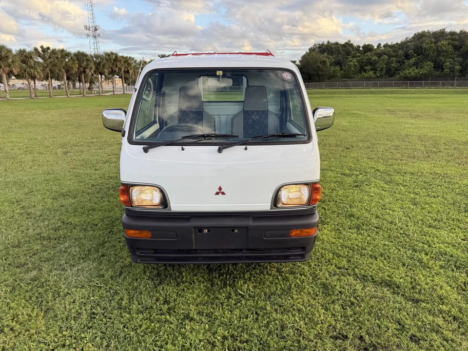 1997 Mitsubishi Minicab 6th Gen - Image 13 of 31