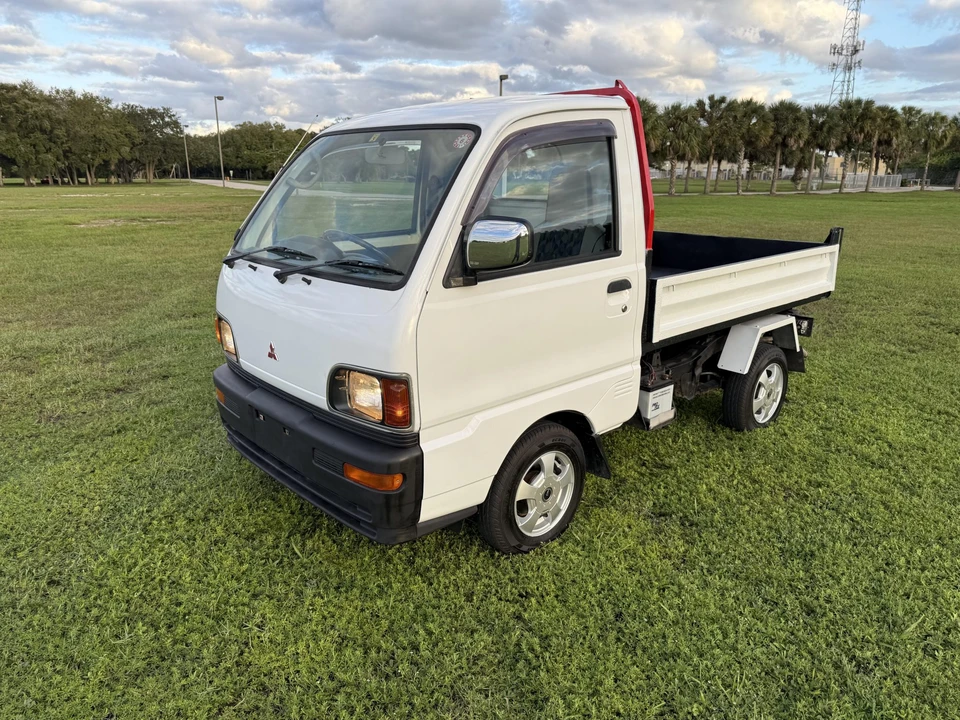 1997 Mitsubishi Minicab 6th Gen - Image 2 of 31
