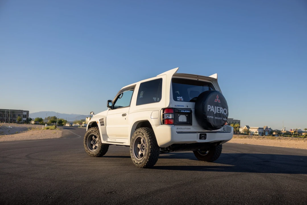 1997 Mitsubishi Pajero/Montero 2nd Gen - Image 16 of 31