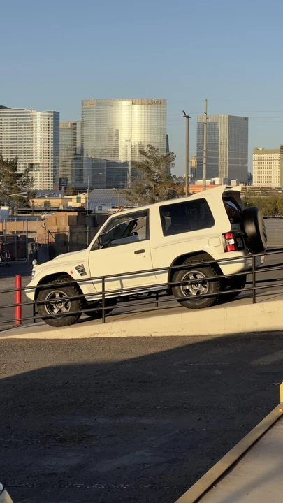 1997 Mitsubishi Pajero/Montero 2nd Gen - Image 13 of 31