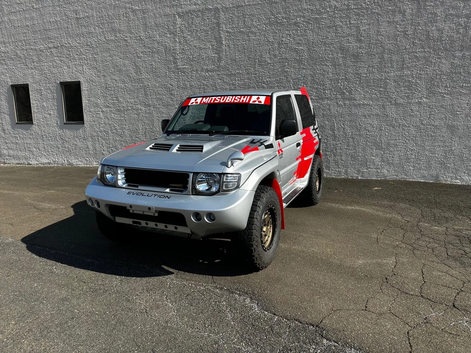 1997 Mitsubishi Pajero/Montero 2nd Gen - Image 13 of 31