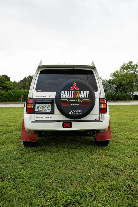 1997 Mitsubishi Pajero/Montero 2nd Gen - Image 13 of 31