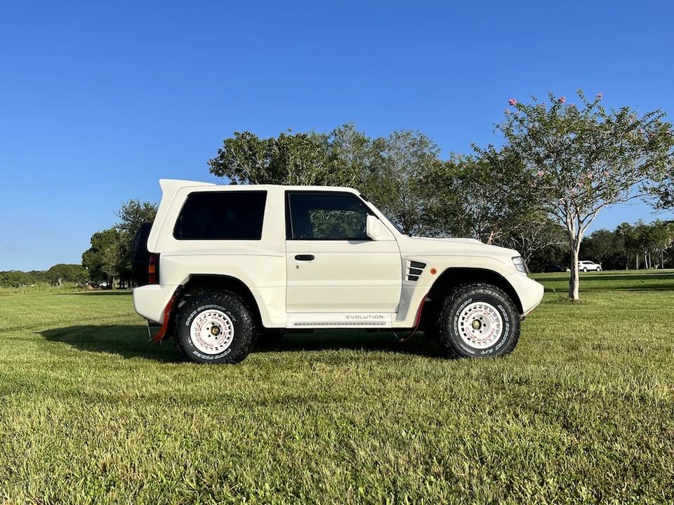 1997 Mitsubishi Pajero/Montero 2nd Gen - Image 18 of 31