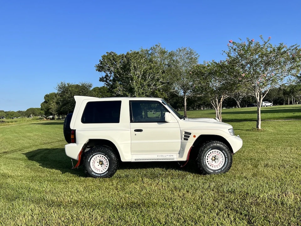 1997 Mitsubishi Pajero/Montero 2nd Gen - Image 17 of 31