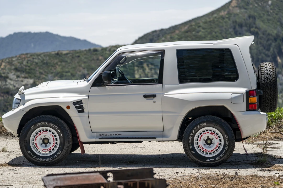 1997 Mitsubishi Pajero/Montero 2nd Gen - Image 19 of 31